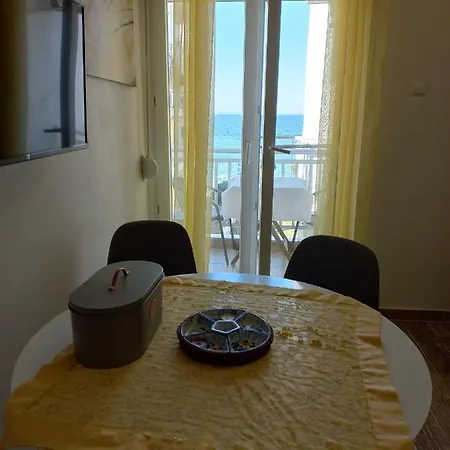 Perea Silvi * Peraia (Thessaloniki)